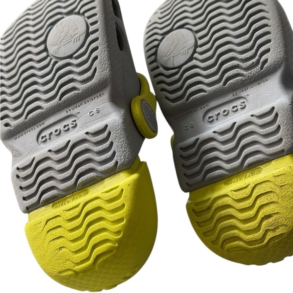 CROCS Baby Gray and Yellow walking water Shoes Size 6 - Picture 6 of 8